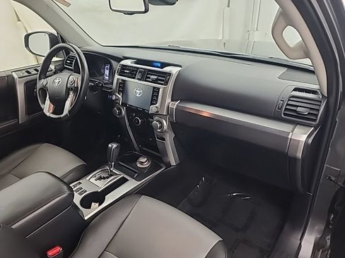 Used 2020 Toyota 4Runner SR5 Premium AWD/4WD image 13
