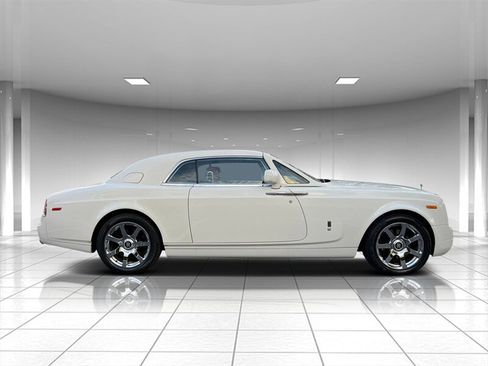 Used 2010 Rolls-Royce Phantom Coupe image 6