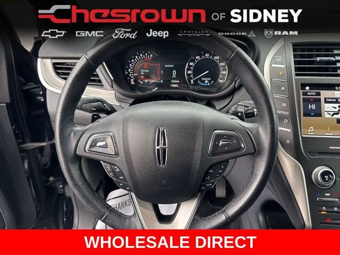Used 2017 Lincoln MKC Premiere image 14