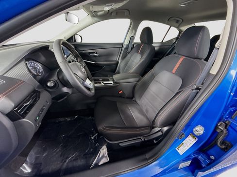 Used 2025 Nissan Sentra SR FWD image 22