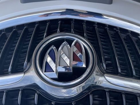 Used 2019 Buick Envision Essence image 21