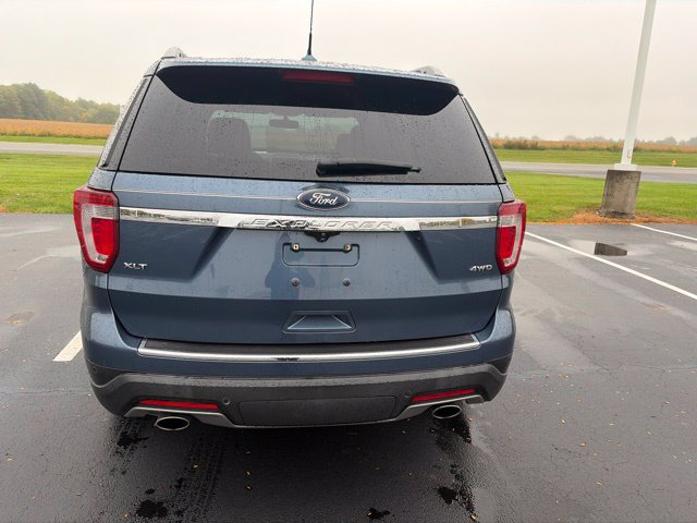 Used 2018 Ford Explorer XLT w/ Equipment Group 202A AWD/4WD image 13