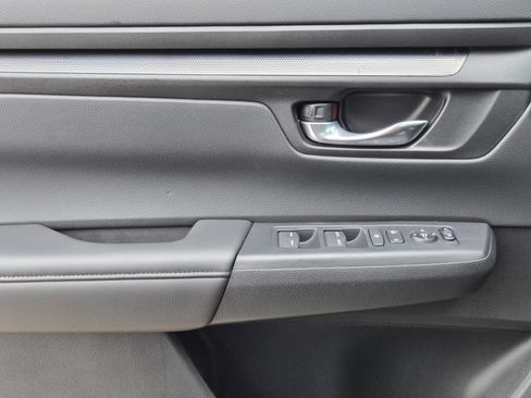 Certified 2025 Honda CR-V EX image 21