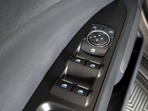 Used 2018 Ford Fusion SE w/ Equipment Group 602A FWD image 24