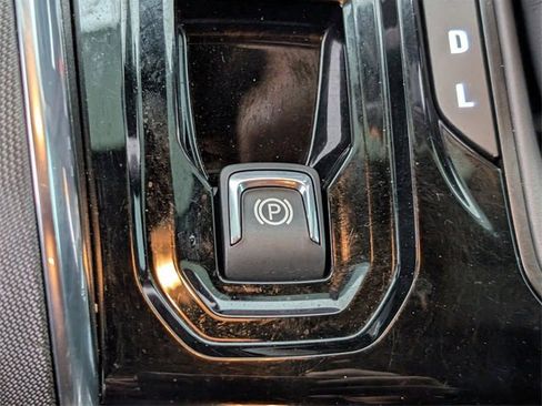 Certified 2024 GMC Canyon Elevation w/ Convenience Package image 20