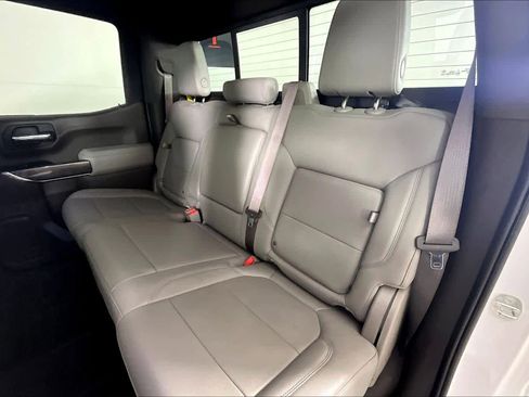 Used 2022 Chevrolet Silverado 1500 LTZ w/ Z71 Off-Road Package AWD/4WD image 19