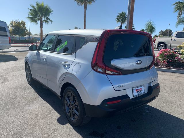Used 2020 Kia Soul EX FWD image 6