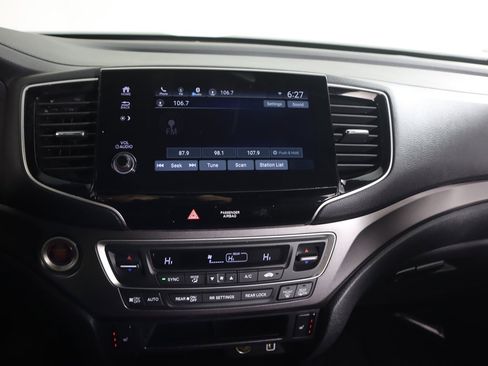 Used 2022 Honda Pilot Sport image 45