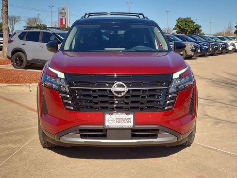 New 2026 Nissan Pathfinder Platinum image 5