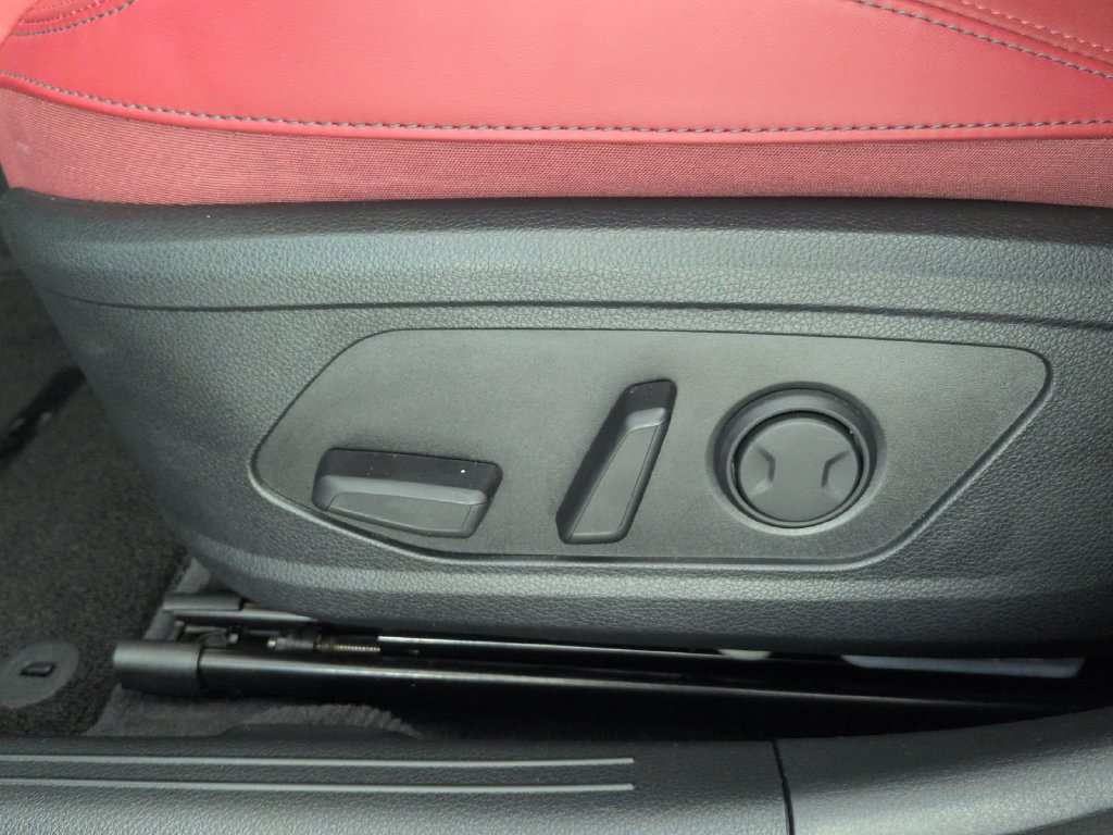 Used 2026 Kia K5 GT-Line w/ GT-Line Premium Package FWD image 27