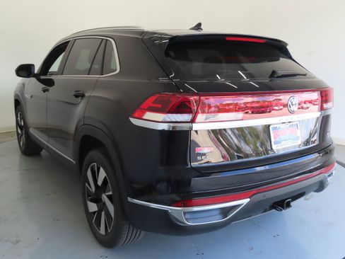 New 2026 Volkswagen Atlas Cross Sport SEL AWD/4WD image 7