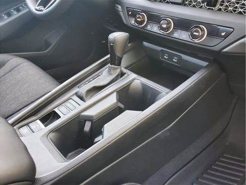 Used 2025 Honda Accord SE image 35