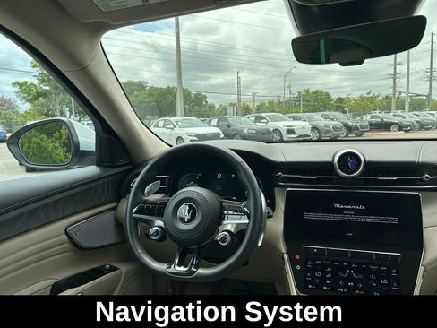 Used 2023 Maserati Grecale GT AWD/4WD image 9