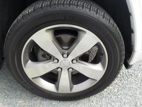 Used 2015 Jeep Grand Cherokee Overland w/ Trailer Tow Group IV image 39