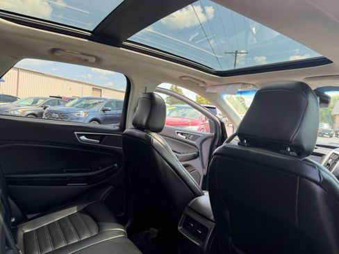 Used 2020 Ford Edge SEL w/ Convenience Package AWD/4WD image 40
