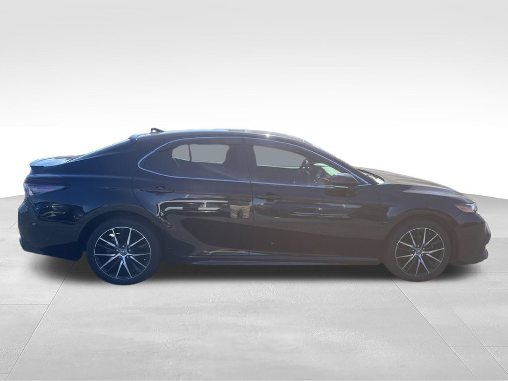 Used 2024 Toyota Camry SE FWD image 12