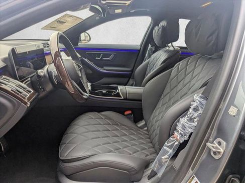 New 2026 Mercedes-Benz S 580 4MATIC Sedan image 14