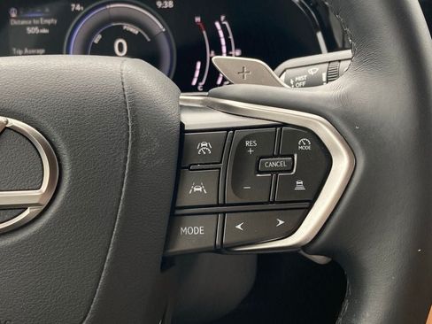 Used 2024 Lexus NX 350h AWD image 16