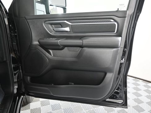 Used 2025 RAM 1500 Big Horn AWD/4WD image 13