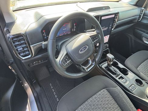 Used 2024 Ford Ranger XLT w/ Technology Package image 12