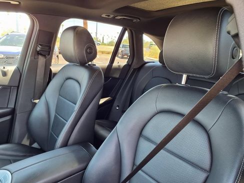 Used 2017 Mercedes-Benz GLC 300 image 26