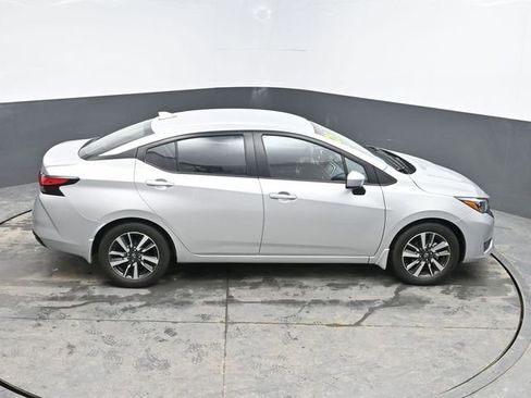 Used 2025 Nissan Versa SV w/ Trunk Package image 32