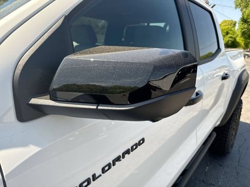 New 2026 Chevrolet Colorado ZR2 w/ ZR2 Bison Edition AWD/4WD image 11