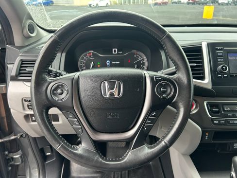 Used 2018 Honda Ridgeline RTL image 21