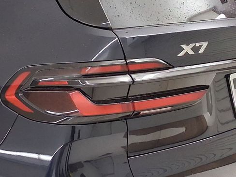 New 2026 BMW X7 xDrive40i w/ M Sport Package image 11