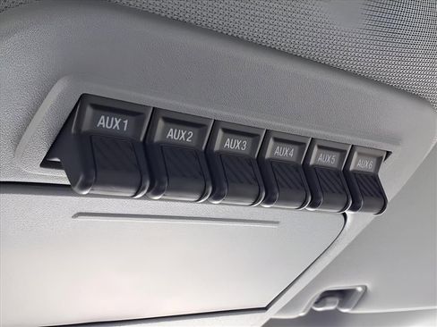 New 2025 Ford F550 4x4 Regular Cab Super Duty image 14