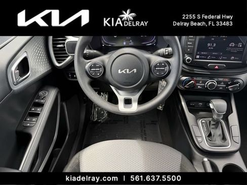 Used 2023 Kia Soul LX w/ Option Group 015 FWD image 11
