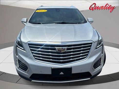 Used 2017 Cadillac XT5 Platinum w/ Driver Assist Package AWD/4WD image 10