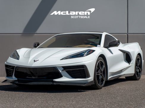 Used 2020 Chevrolet Corvette Stingray Premium Cpe w/ 3LT Preferred Equipment Group RWD image 3