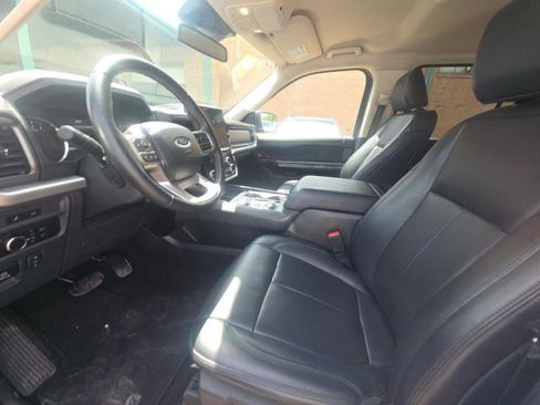 Used 2024 Ford Expedition Max XLT AWD/4WD image 4