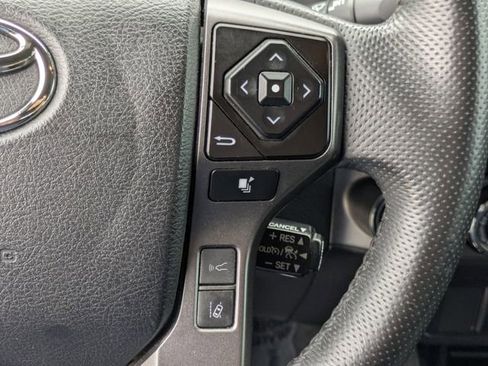 Used 2023 Toyota Tacoma TRD Off-Road image 19