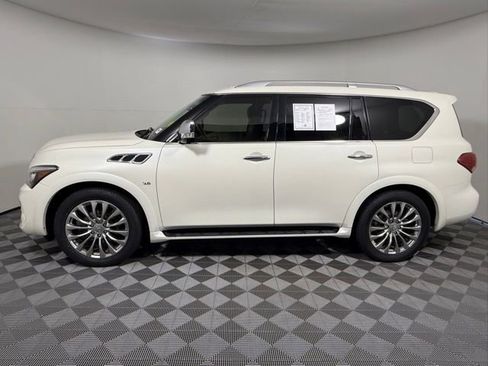 Used 2016 INFINITI QX80 2WD w/ Deluxe Technology Package image 3