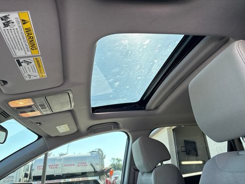 Used 2019 Honda CR-V EX image 32