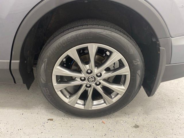 Used 2016 Toyota RAV4 Limited w/ Protection Package AWD/4WD image 10