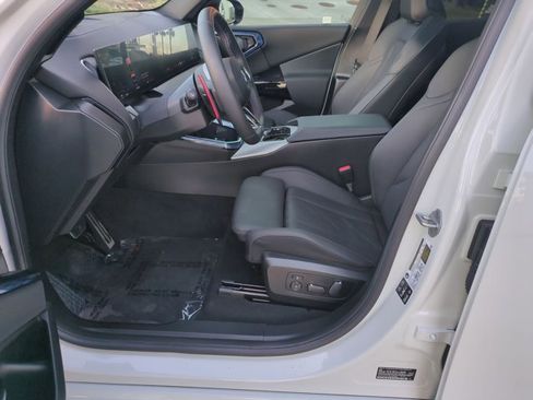 Certified 2025 BMW X3 M50 w/ Premium Package image 16