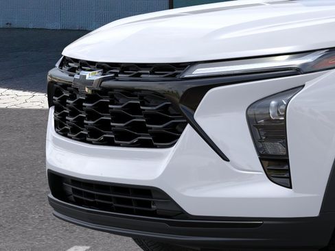 New 2026 Chevrolet Trax LT w/ Driver Confidence Package FWD image 43