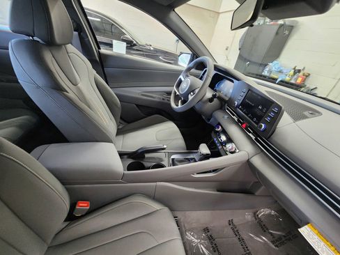 New 2026 Hyundai Elantra Sport FWD image 29