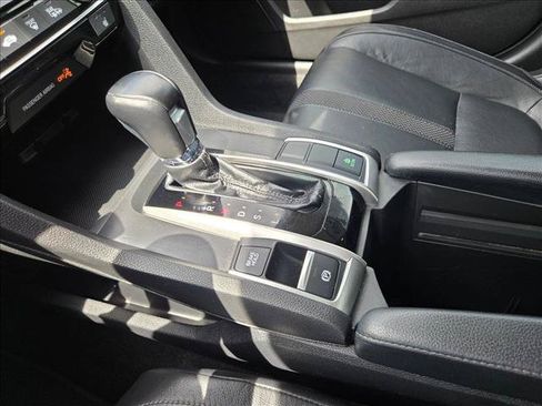 Used 2019 Honda Civic EX-L image 14