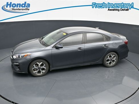 Used 2021 Kia Forte LXS FWD image 20