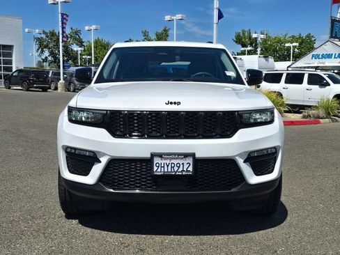 Certified 2023 Jeep Grand Cherokee Limited w/ Black Appearance Package AWD/4WD image 2