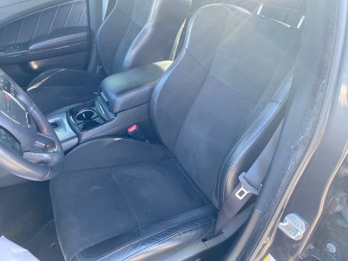 Used 2022 Dodge Charger R/T w/ Plus Group RWD image 11