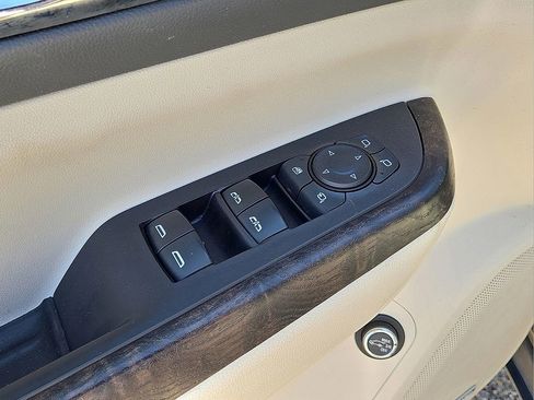 Used 2020 GMC Acadia Denali image 22