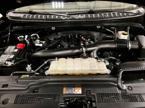 Certified 2025 Ford Expedition Max Active image 10