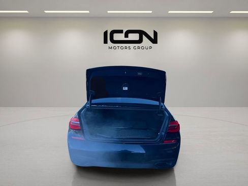 Used 2018 BMW 740e xDrive w/ M Sport Package image 5