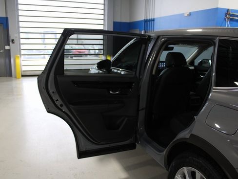 Used 2024 Honda CR-V EX-L image 16