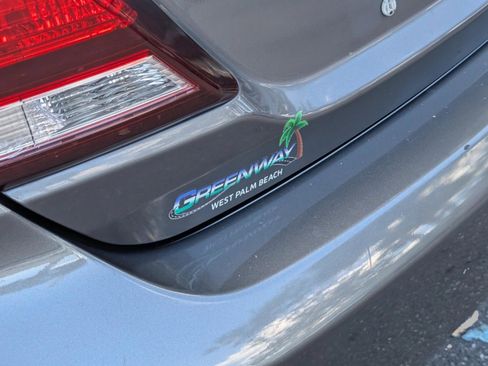 Used 2013 Honda Civic LX image 22